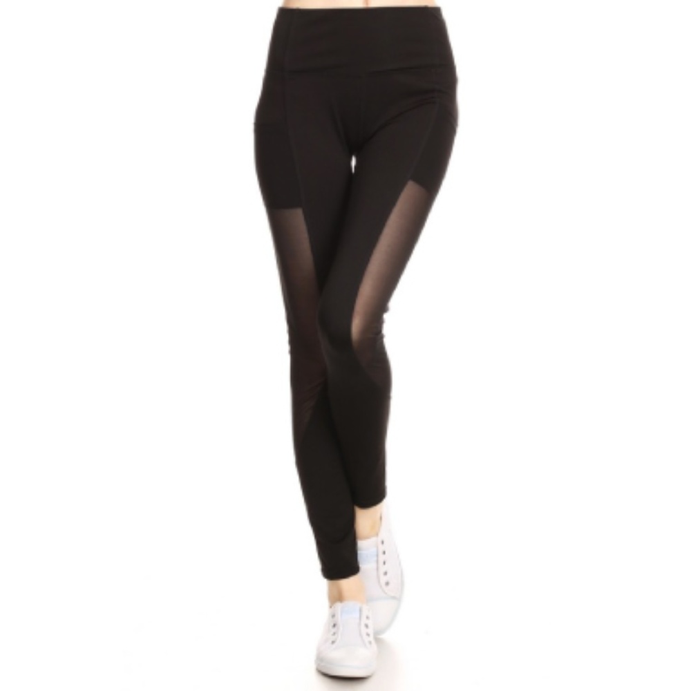 Mesh Panel Performance Leggings